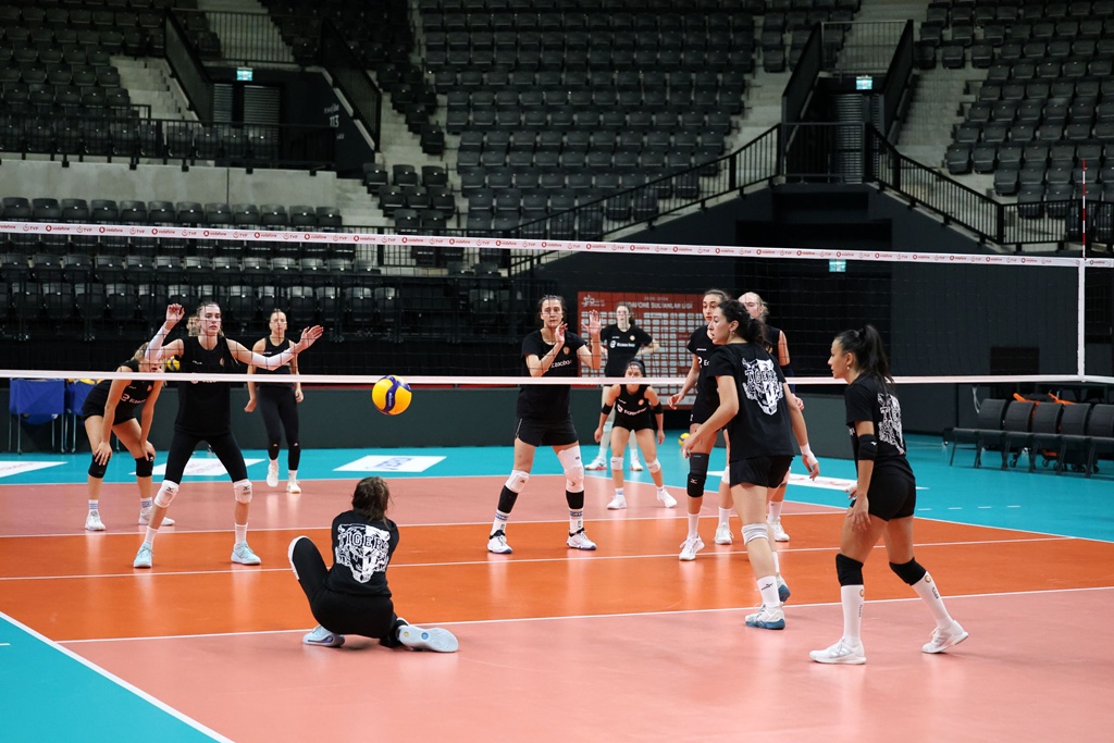 Eczacibasi-Dynavit-4-2.jpg