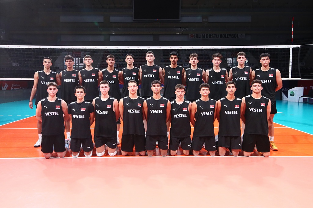 U18-ERKEK-MILLI-TAKIM-2.jpg