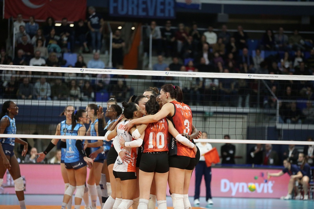 Eczacibasi-Dynavit-4-1.jpg