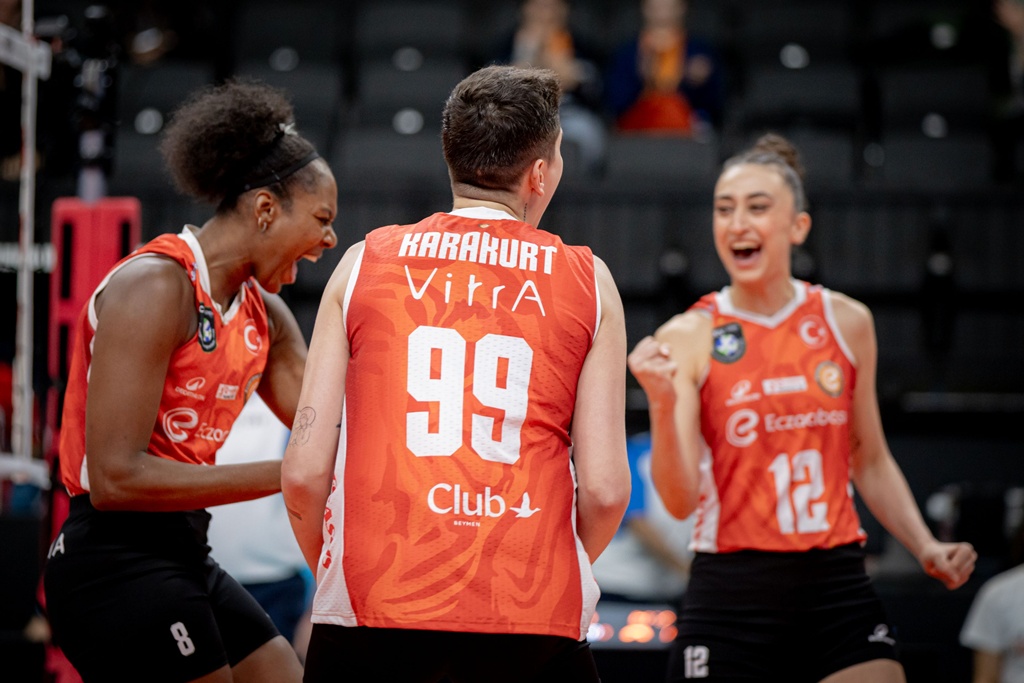 Eczacibasi-Dynavit-v-Olympiacos-2.jpg