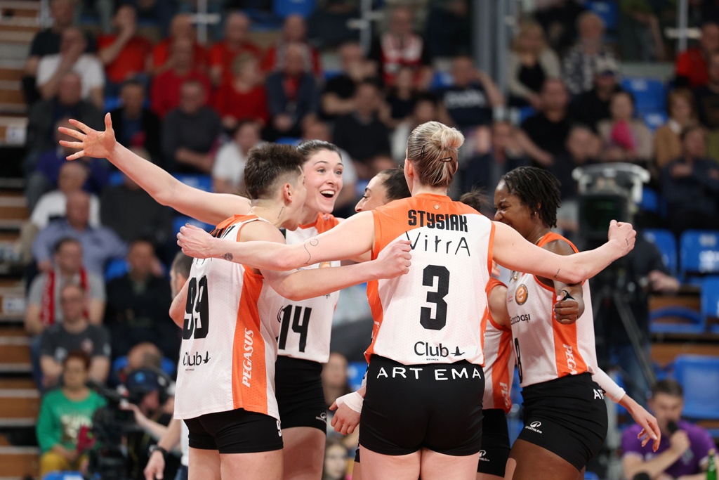Eczacibasi-Dynavit-V-Rzeszow-2-1.jpg
