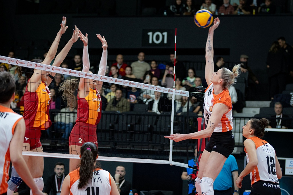 Eczacibasi-Dynavit-6-3.jpg